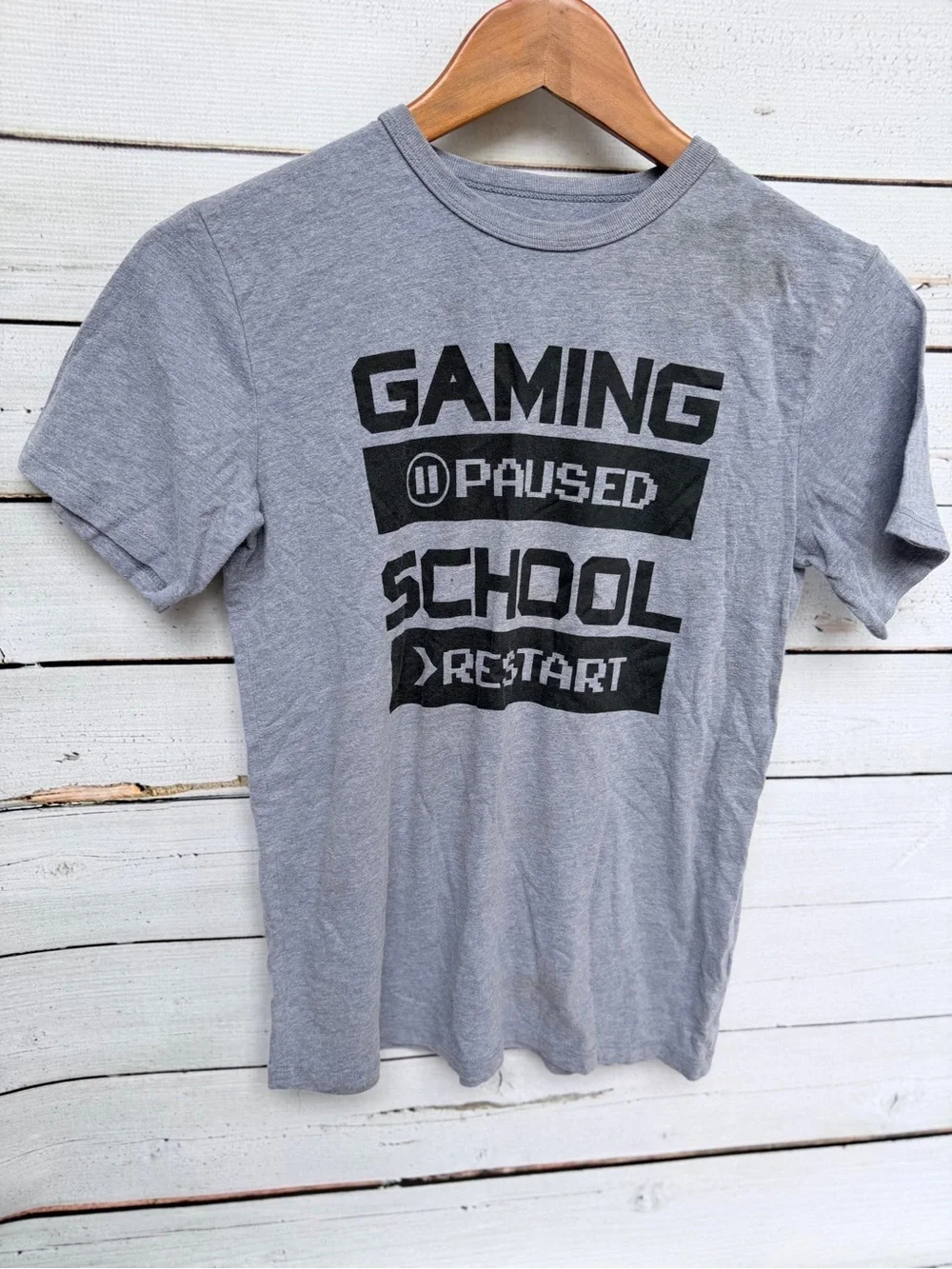 Boys' Short Sleeve Graphic Tees - 6 total- youth large